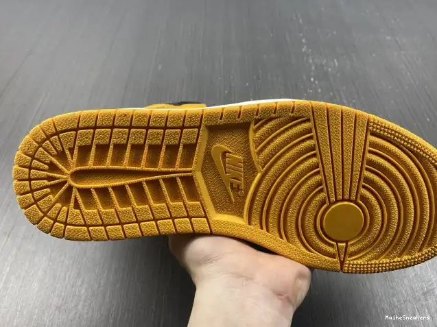 MaikeSneakers 1 555088-711 High Yellow OG Air Toe Jordan 0624